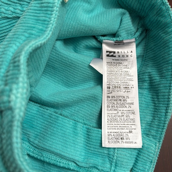 Seagram Green Billabong Corduroy Shorts. NWT. Size 24 - Picture 9 of 9